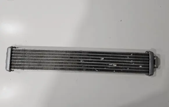 Engine oil radiator