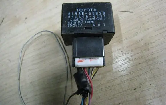 Lexus RX 330 - 350 - 400H Other relay 8198050020