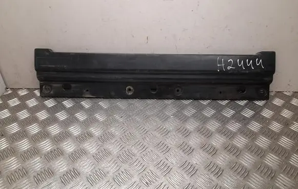 Radiator trim