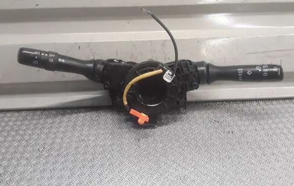 Toyota Aygo AB10 Wiper turn signal indicator stalk/switch 17f001 17f144