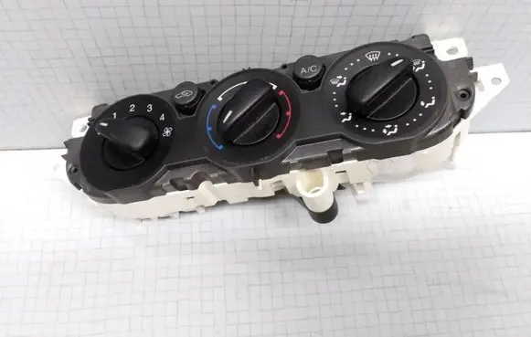 Ford Focus C-MAX Climate control unit 3M5T19980AD 69607320