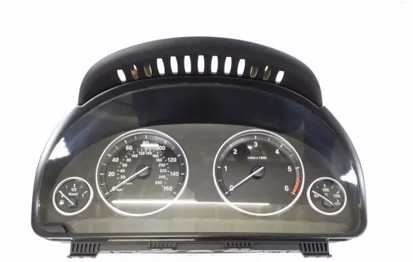 BMW X3 F25 Speedometer (instrument cluster) 9364608
