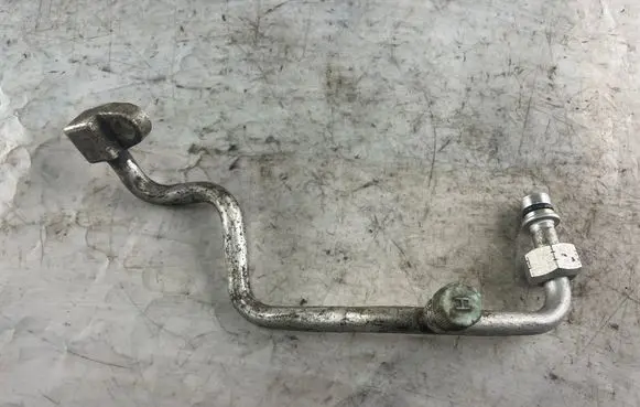 Nissan Patrol Y61 Air conditioning (A/C) pipe/hose