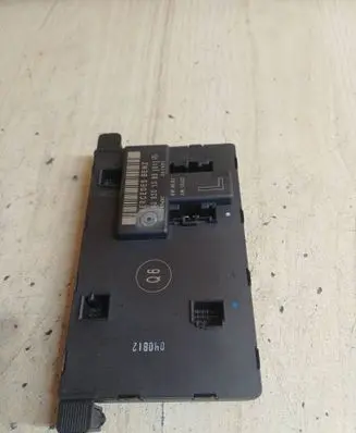 Mercedes-Benz C W203 Door control unit/module 2038201385 351307