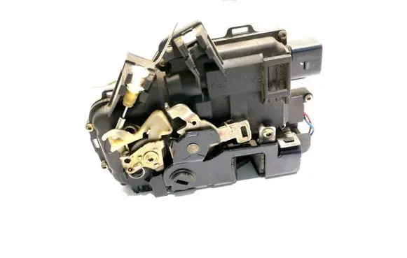 Audi A6 S6 C5 4B Rear door lock 4B0839015G
