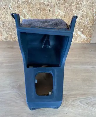 BMW 5 E28 Other center console (tunnel) element 