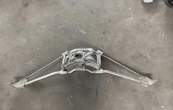 Porsche Cayman 981 Muffler mount bracket/holder 98111112805