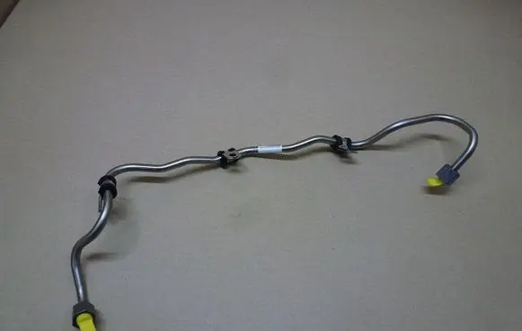 Mercedes-Benz AMG GT C192 Fuel line pipe A2540703300