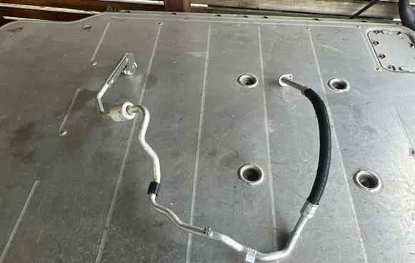 Seat Arona Air conditioning (A/C) pipe/hose 2Q0816743AL
