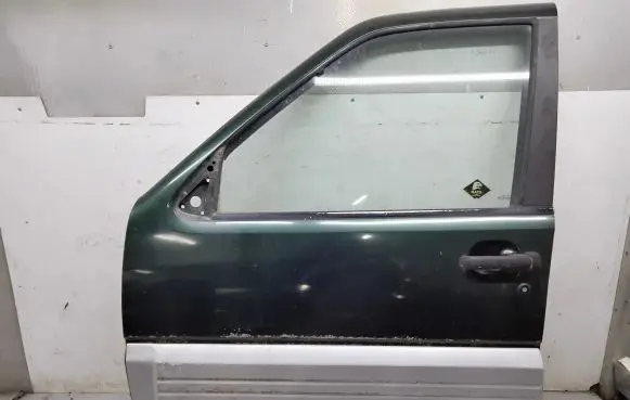 Nissan Terrano Front door