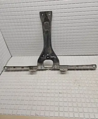Subaru XV I Top upper radiator support slam panel