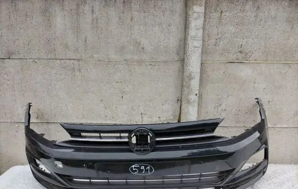 Volkswagen Polo VI Front bumper