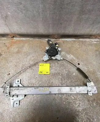 Hyundai Getz Front door window regulator with motor 