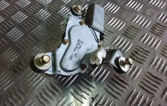 KIA Carens I Rear window wiper motor 035111400