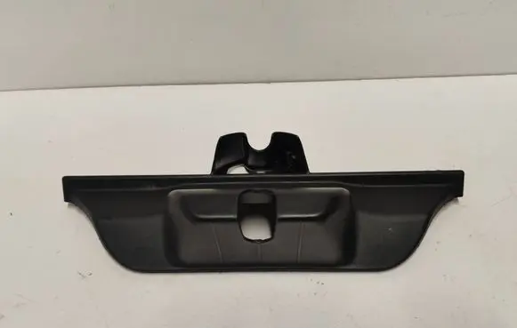 BMW X5 E70 Tailgate/boot lid lock trim 7177378 10834110