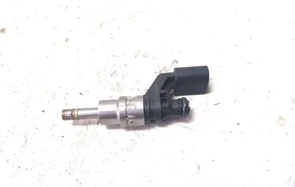 Volkswagen Golf V Fuel injector 03C906036A