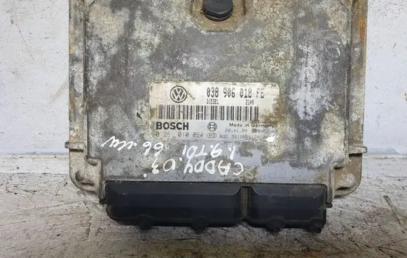 Acura ILX Engine control unit/module 0281010064 038906018FE