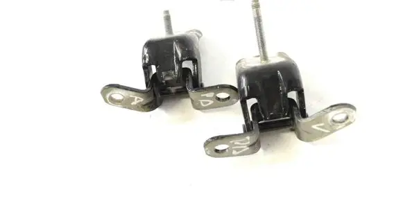 Ford Fiesta Front door upper hinge