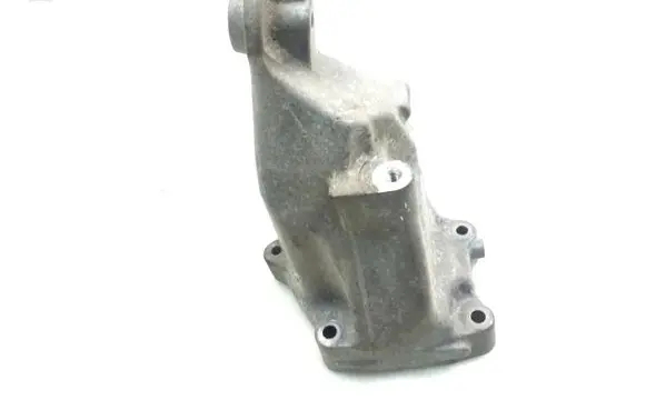 Mercedes-Benz CLS C218 X218 Engine mounting bracket A6512233504
