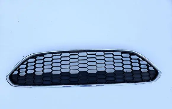 Ford Fiesta Front bumper upper radiator grill C1BJ-17B968-CA C1BJ17B968CA