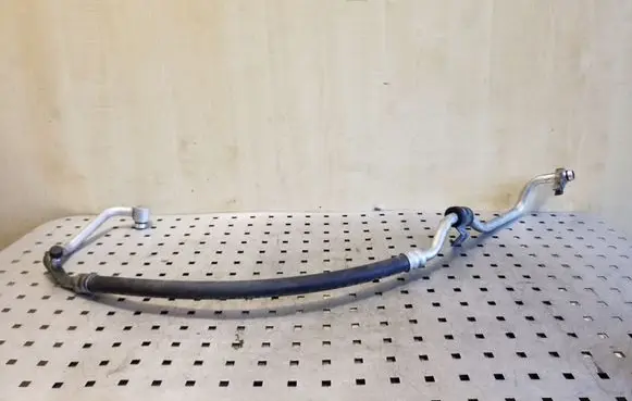 Subaru XV Air conditioning (A/C) pipe/hose