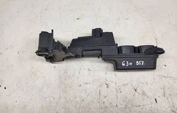 BMW 5 G30 G31 G38 Current control relay 9339825