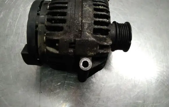 Renault Megane I Generator/alternator 0124415507 7700421477