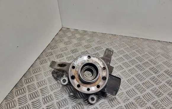 Opel Signum Front wheel hub
