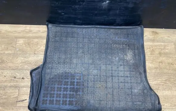 Volvo XC70 Trunk/boot mat liner 232907
