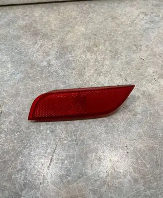 Subaru Legacy Rear tail light reflector 32302