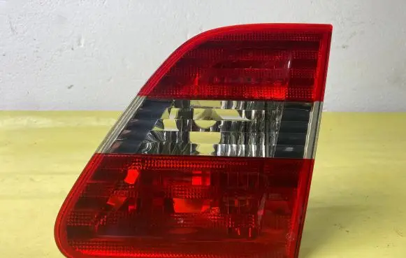 Mercedes-Benz B W245 Tailgate rear/tail lights A1698201664