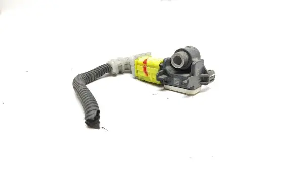 Citroen C4 Aircross Airbag deployment crash/impact sensor 8651A165 0097 120608401