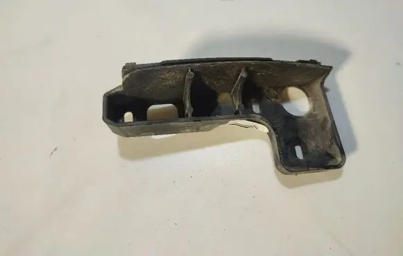 Audi A6 S6 C6 4F Front bumper mounting bracket 4F0807898