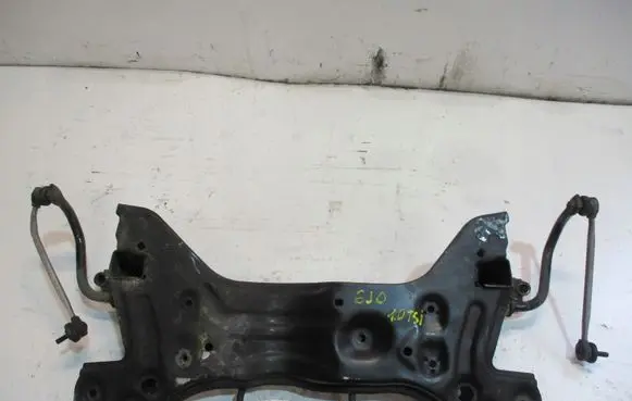 Seat Ibiza IV (6J,6P) Engine mounting bracket 