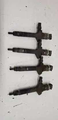 Mazda 5 Fuel injectors set LK02886