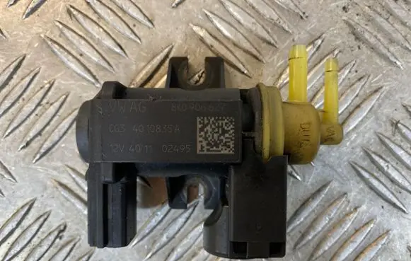 Audi A4 S4 B8 8K Turbo solenoid valve 8K0906627 4010835A 02495