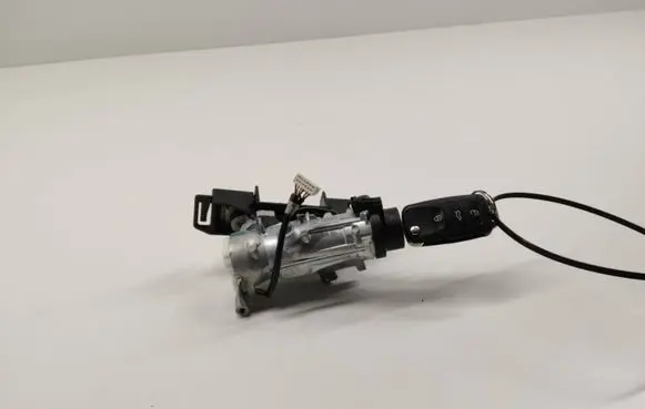 Volkswagen Jetta VI Ignition lock 1K0905851 0410BA05N14