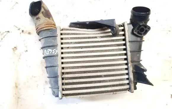 Skoda Fabia Mk1 (6Y) Intercooler radiator 862403n 6q0145804a