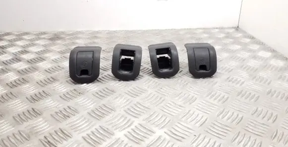 Audi Q3 8U ISOFIX cover 8U0887233B 8U0887187