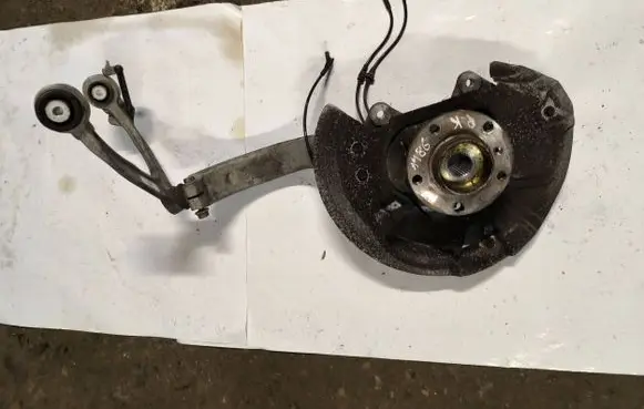 BMW X5 F15 Front wheel hub 6869869