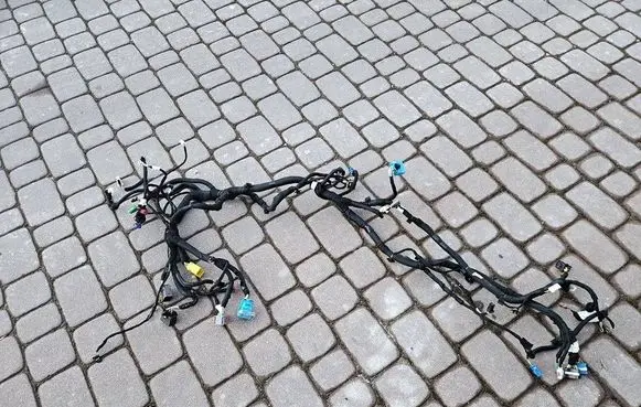 Opel Mokka B Wiring harness 9865947780