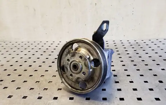 Volvo XC70 Power steering pump 6G913A696NB 31202095 7617955150