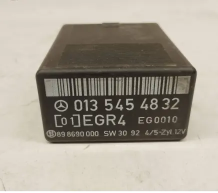 Mercedes-Benz E W124 Other relay 0135454832 A0135454832
