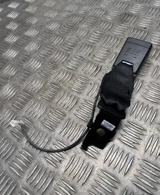 BMW X6 F16 Middle seatbelt buckle (rear) 7344695 06112018 525170200A