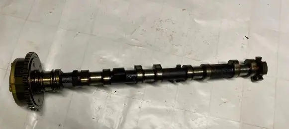 BMW 7 E65 E66 Camshaft 7504152 11367512182