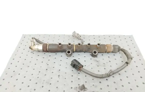 Toyota Avensis T250 Fuel main line pipe