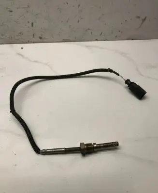 Audi A5 8T 8F Exhaust gas temperature sensor 059906088AT