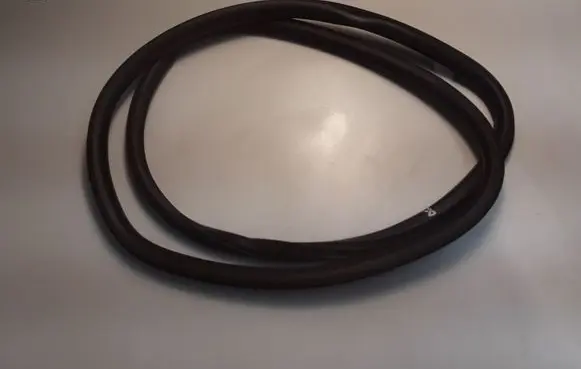 Volvo V40 Front door rubber seal 31385841