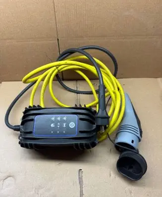 Volkswagen Golf VII Electric car charging cable 12E971675CG 230VAC50HZ 023089736