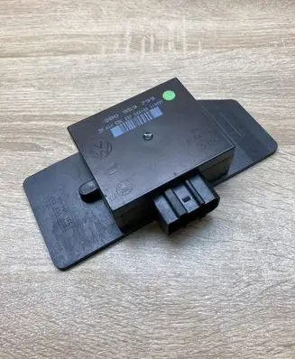 Volkswagen PASSAT B5 Comfort/convenience module 3B0959799